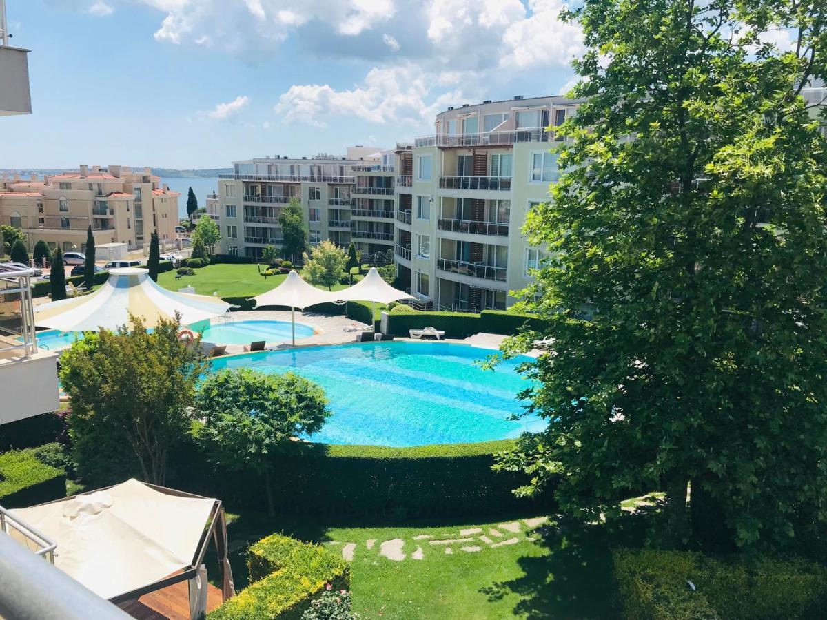 Apartments In Sunny Island Complex Черноморець Екстер'єр фото