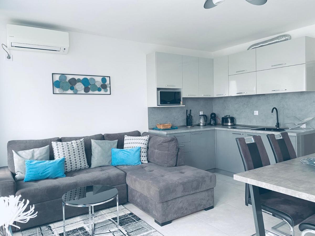 Apartments In Sunny Island Complex Черноморець Екстер'єр фото