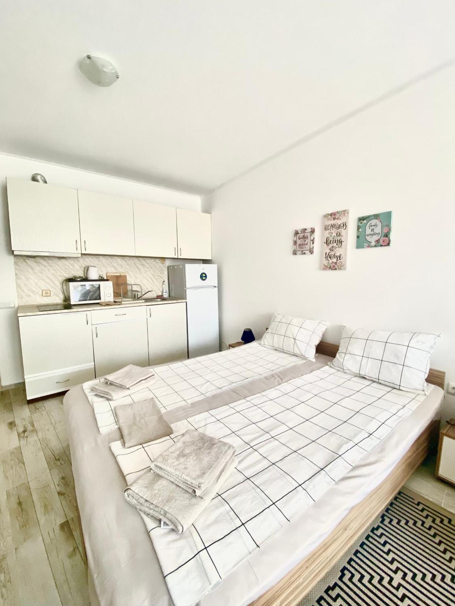 Apartments In Sunny Island Complex Черноморець Екстер'єр фото