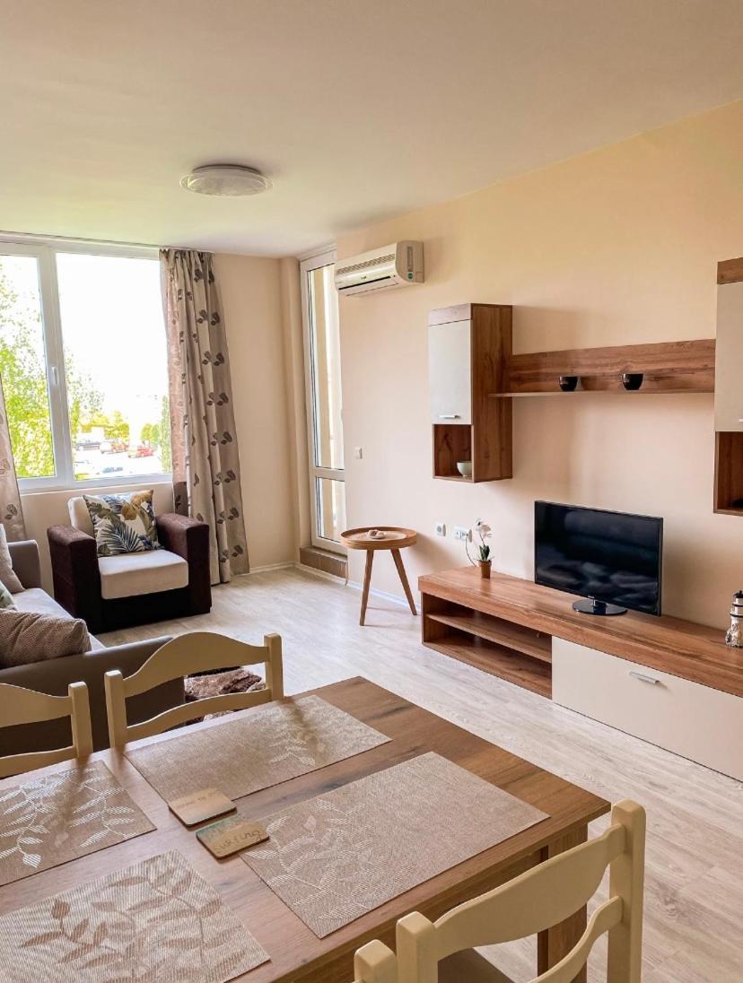 Apartments In Sunny Island Complex Черноморець Екстер'єр фото